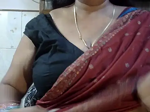 Snapshot of SweetRashii chatting on 07/16/26, 07:03 SweetRashii online show from 07/16/26, 07:03