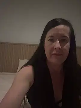 Snapshot of lounostrings chatting on 05/02/26, 02:22 lounostrings online show from 05/02/26, 02:22