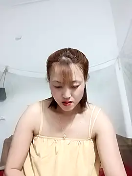 Snapshot of -Bitilu- chatting on 04/28/26, 01:04 -Bitilu- online show from 04/28/26, 01:04