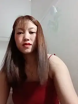 Snapshot of -Bitilu- chatting on 05/17/26, 08:27 -Bitilu- online show from 05/17/26, 08:27