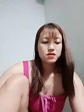 Snapshot of -Bitilu- chatting on 06/10/26, 04:45 -Bitilu- online show from 06/10/26, 04:45
