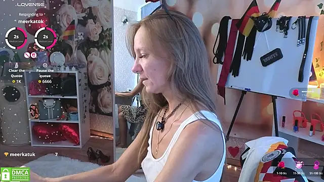 jesica mooonn online show from 07/06/26, 05:26