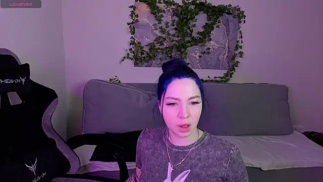 Snapshot of honey_cherrry chatting on 06/02/26, 01:40 honey cherrry online show from 06/02/26, 01:40
