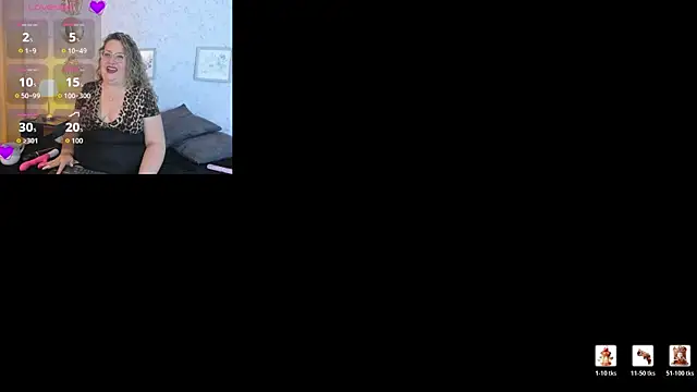 Martinacurvy  online show from 07/09/26, 10:08