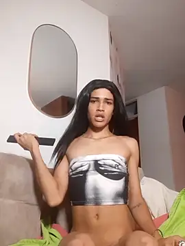 candylira31 online show from 04/01/26, 07:53