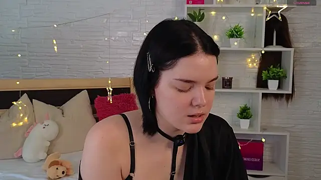 Amely Muerte online show from 06/11/26, 03:59