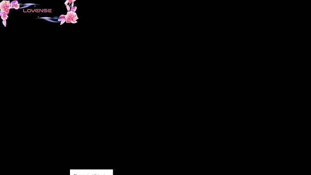 Snapshot of MoollyLove chatting on 04/27/26, 12:14 MoollyLove online show from 04/27/26, 12:14