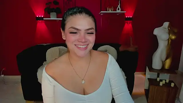 Snapshot of Sofia_Velvetx chatting on 06/01/26, 01:02 Sofia Velvetx online show from 06/01/26, 01:02