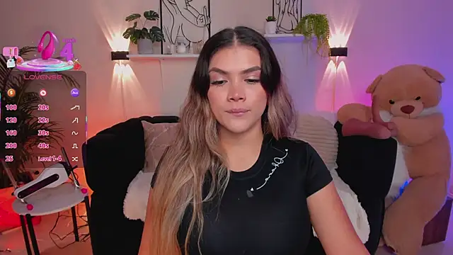 Sofia Velvetx online show from 07/05/26, 02:57