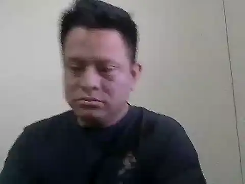 Snapshot of Luis-Armando chatting on 03/27/26, 10:31 Luis-Armando online show from 03/27/26, 10:31