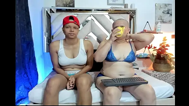 Natasha and zoe  online show from 07/18/26, 11:14