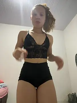 Snapshot of jhully_hot chatting on 04/23/26, 03:08 jhully hot online show from 04/23/26, 03:08