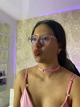 babylexi18 online show from 08/02/26, 03:16