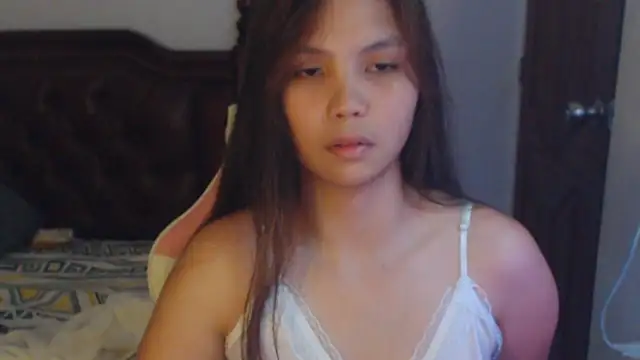 Snapshot of sweet_21_1 chatting on 04/13/26, 05:13 sweet 21 1 online show from 04/13/26, 05:13