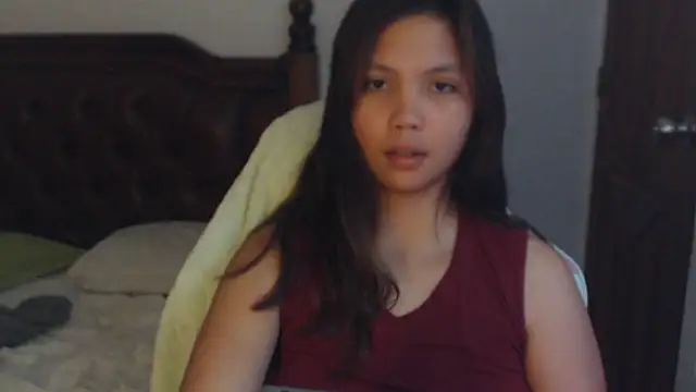 Snapshot of sweet_21_1 chatting on 04/17/26, 08:12 sweet 21 1 online show from 04/17/26, 08:12