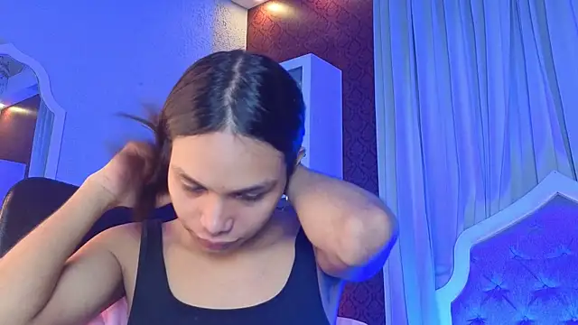 KristinaGriner online show from 05/25/26, 02:17