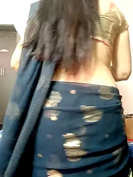 Snapshot of Sexyy_Bhabhi_143 chatting on 06/10/26, 04:45 Sexyy Bhabhi 143 online show from 06/10/26, 04:45