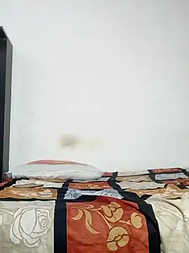 Sexyy Bhabhi 143 online show from 07/28/26, 03:32