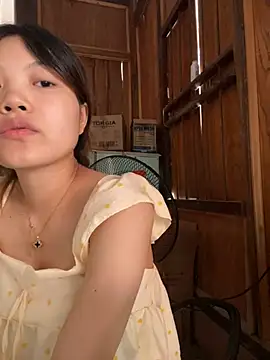 Snapshot of -Vaci- chatting on 06/10/26, 02:34 -Vaci- online show from 06/10/26, 02:34