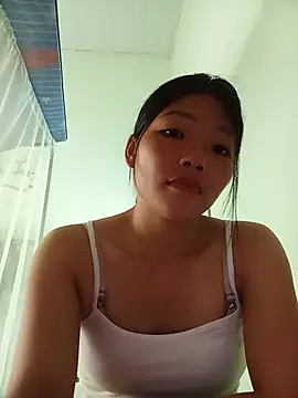 Snapshot of -Quyny- chatting on 06/09/26, 04:57 -Quyny- online show from 06/09/26, 04:57