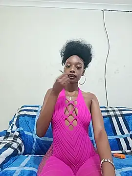 ChampegneBarbie online show from 06/16/26, 09:06
