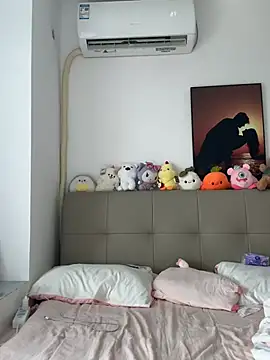 Meow 827 online show from 06/11/26, 08:23