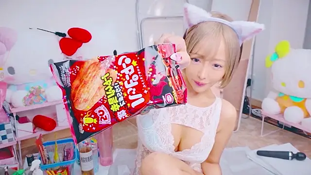 baby  cherry   online show from 07/24/26, 12:03
