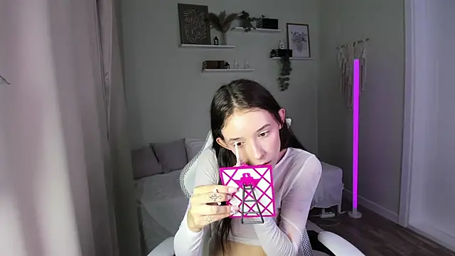 AnnaOddy online show from 07/17/26, 01:23