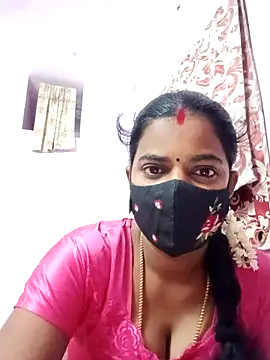 Snapshot of tamilratchasii chatting on 04/12/26, 04:34 tamilratchasii online show from 04/12/26, 04:34