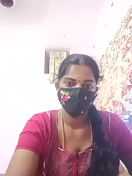 Snapshot of tamilratchasii chatting on 06/12/26, 08:57 tamilratchasii online show from 06/12/26, 08:57