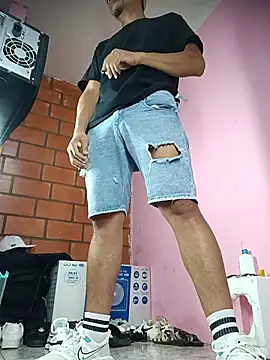 romeohotpig online show from 07/09/26, 07:40