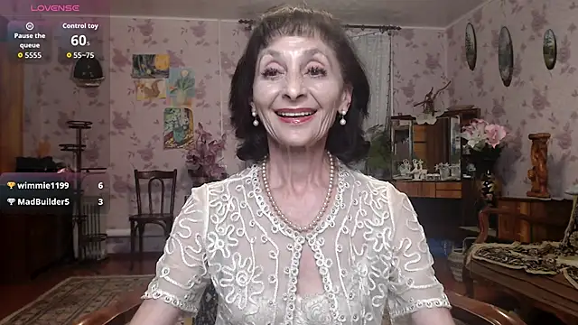 Snapshot of Shooting-Star- chatting on 05/27/26, 07:22 Shooting-Star- online show from 05/27/26, 07:22