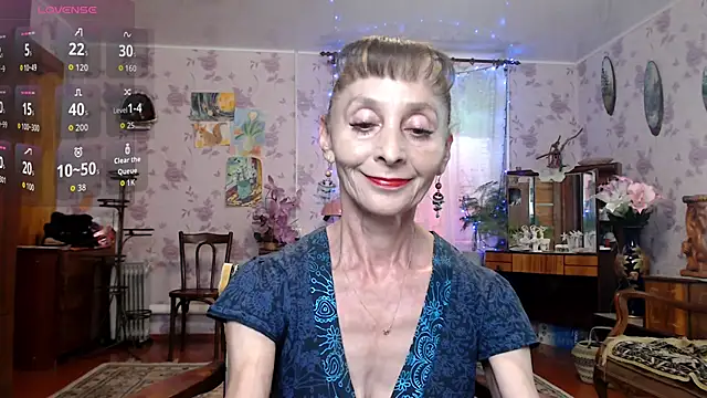 Snapshot of Shooting-Star- chatting on 06/05/26, 12:00 Shooting-Star- online show from 06/05/26, 12:00