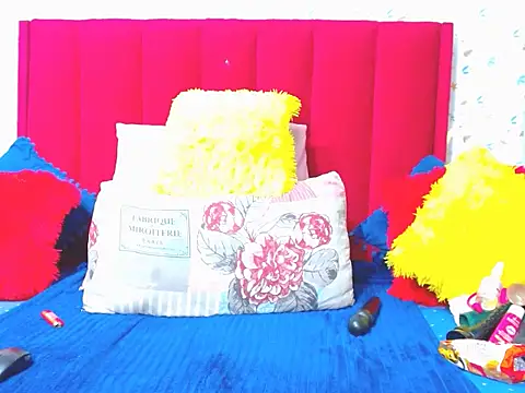 Cherrybootyofjoy86 online show from 07/24/26, 08:34