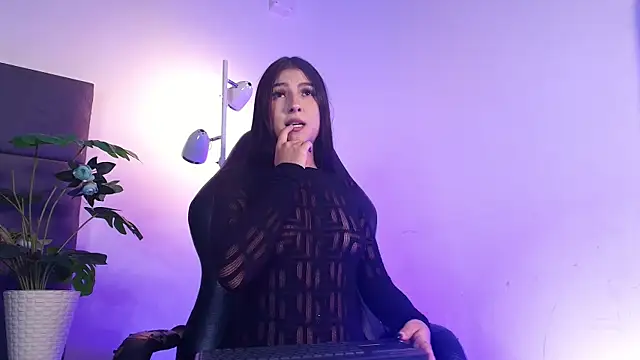 Zoee 8 online show from 07/28/26, 03:35