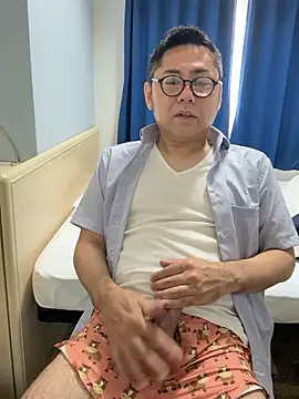 Snapshot of RYUICHI_1919 chatting on 06/02/26, 12:01 RYUICHI 1919 online show from 06/02/26, 12:01