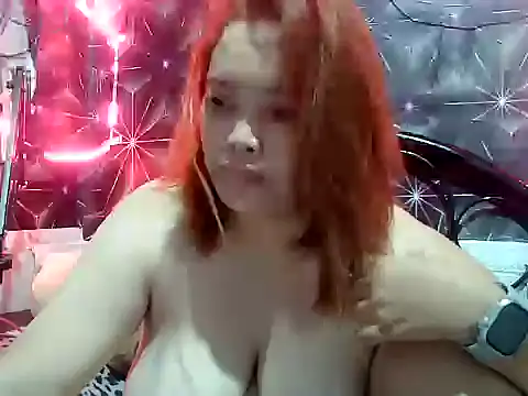 Snapshot of Hugeboobies69 chatting on 06/14/26, 04:14 Hugeboobies69 online show from 06/14/26, 04:14