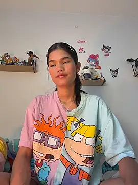 Emycarver09  online show from 06/23/26, 12:47
