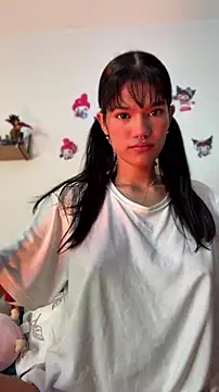 Emycarver09  online show from 07/20/26, 12:40