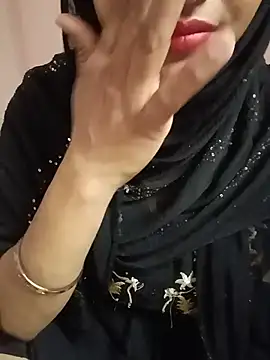 Miss Noor   online show from 07/28/26, 11:17