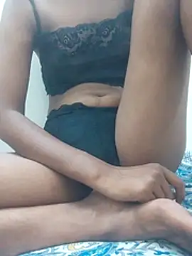 Cute Tiyaa online show from 07/13/26, 07:33
