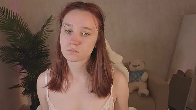 Snapshot of SweetieBlush chatting on 06/02/26, 01:18 SweetieBlush online show from 06/02/26, 01:18