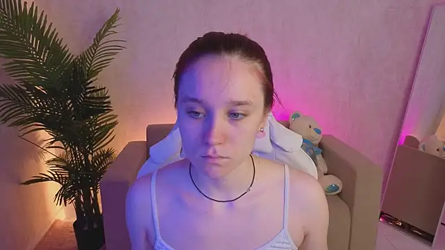 Snapshot of SweetieBlush chatting on 06/11/26, 01:27 SweetieBlush online show from 06/11/26, 01:27