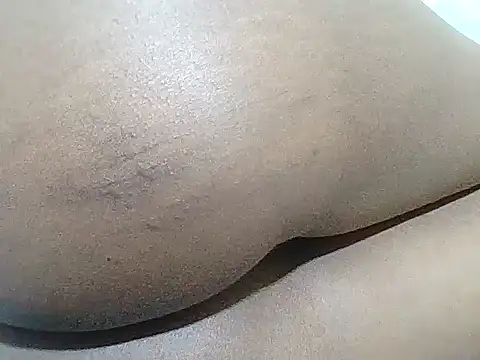 BOOBQUEEN25 online show from 04/05/26, 07:16