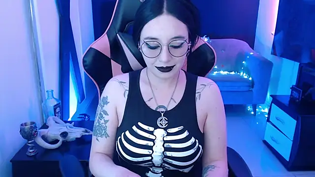 Nyxnocturne online show from 06/17/26, 01:45