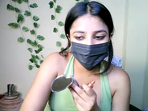 NANCY OBEROYE online show from 06/06/26, 05:17