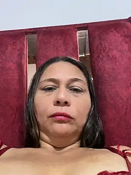 Snapshot of _violeta_99 chatting on 05/25/26, 03:07 violeta 99 online show from 05/25/26, 03:07