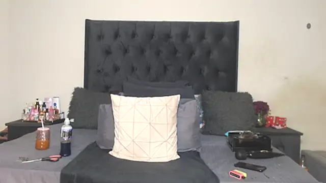 AdventuresLove7 online show from 07/30/26, 11:48