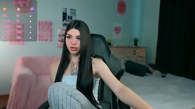 molly rettyy online show from 06/29/26, 04:19