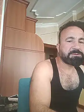Snapshot of arda096 chatting on 05/27/26, 11:29 arda096 online show from 05/27/26, 11:29